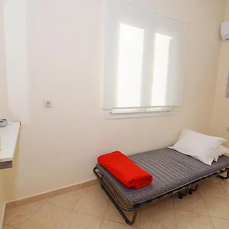 Tony & Hellen's House Διαμέρισμα Κομπίτσι